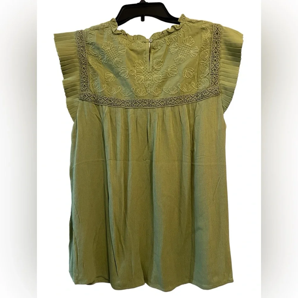 Democracy Olive Green Embroidered Top - Picture 4 of 9